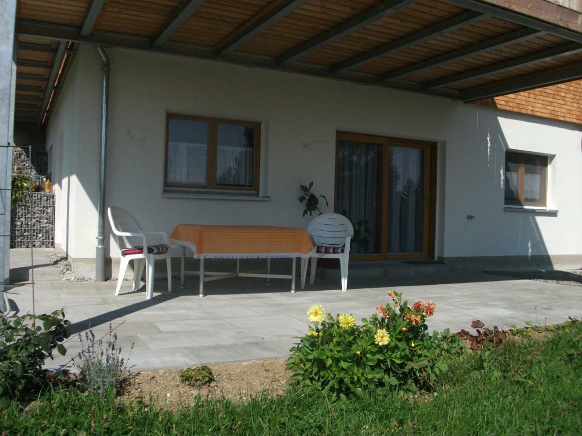 Haus Lenzhalde Appartement Oberreute Buitenkant foto