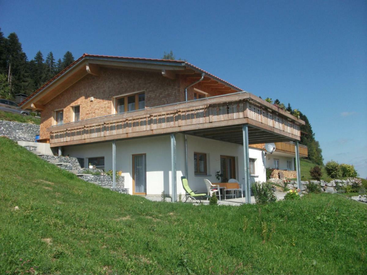 Haus Lenzhalde Appartement Oberreute Buitenkant foto