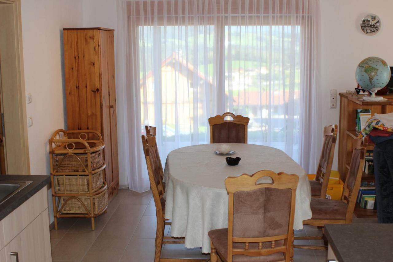 Haus Lenzhalde Appartement Oberreute Buitenkant foto